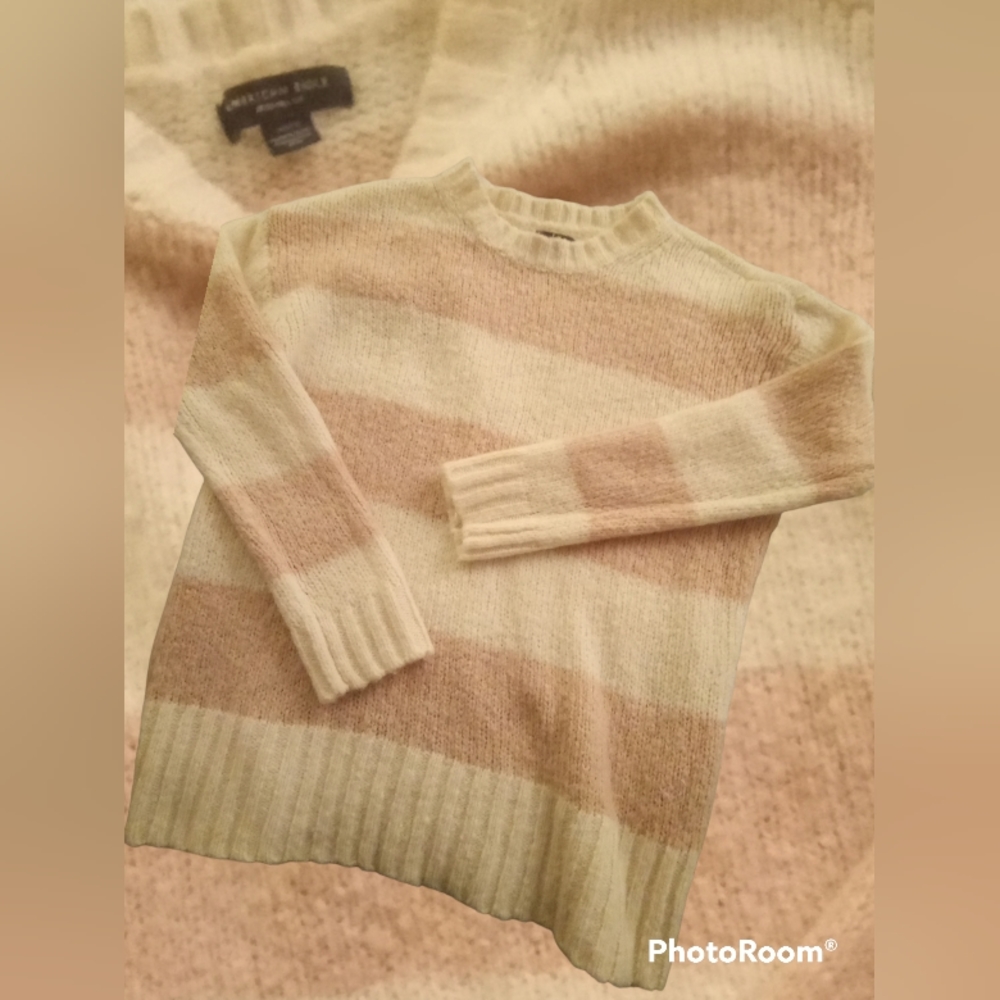 American eagle knitted sweater